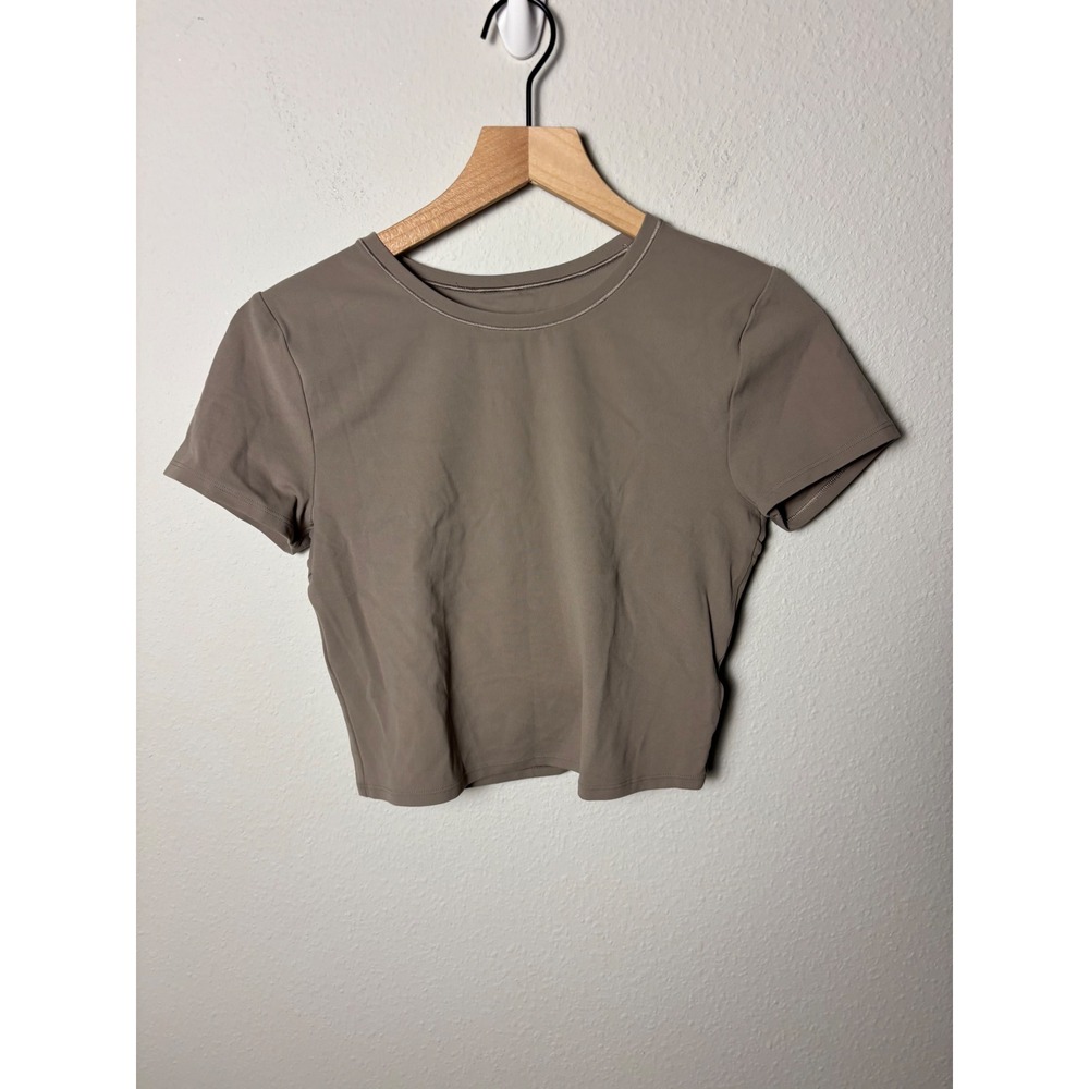Athleta Transcend Open Back Tee Short Sleeve Yoga Crop Top Taupe Brown Size M